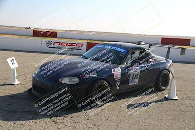 media/Nov-11-2023-GTA Finals Buttonwillow (Sat) [[117180e161]]/Group 3/Grids/